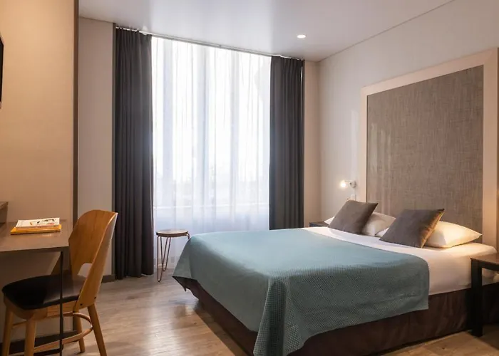 Central Hotel Paris